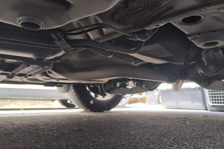 Used Cadillac XT4 2018 28T Two-Wheel-Drive Luxury Model Chassis Rear