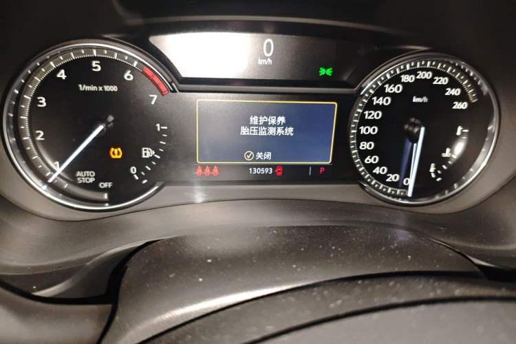 Used Cadillac XT4 2018 28T Two-Wheel Drive Leading Version Odometer Close Up