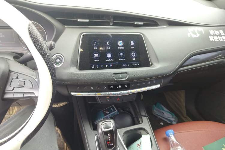 Used Cadillac XT4 2018 28T Two-Wheel Drive Tech Version Audio And AC Panel
