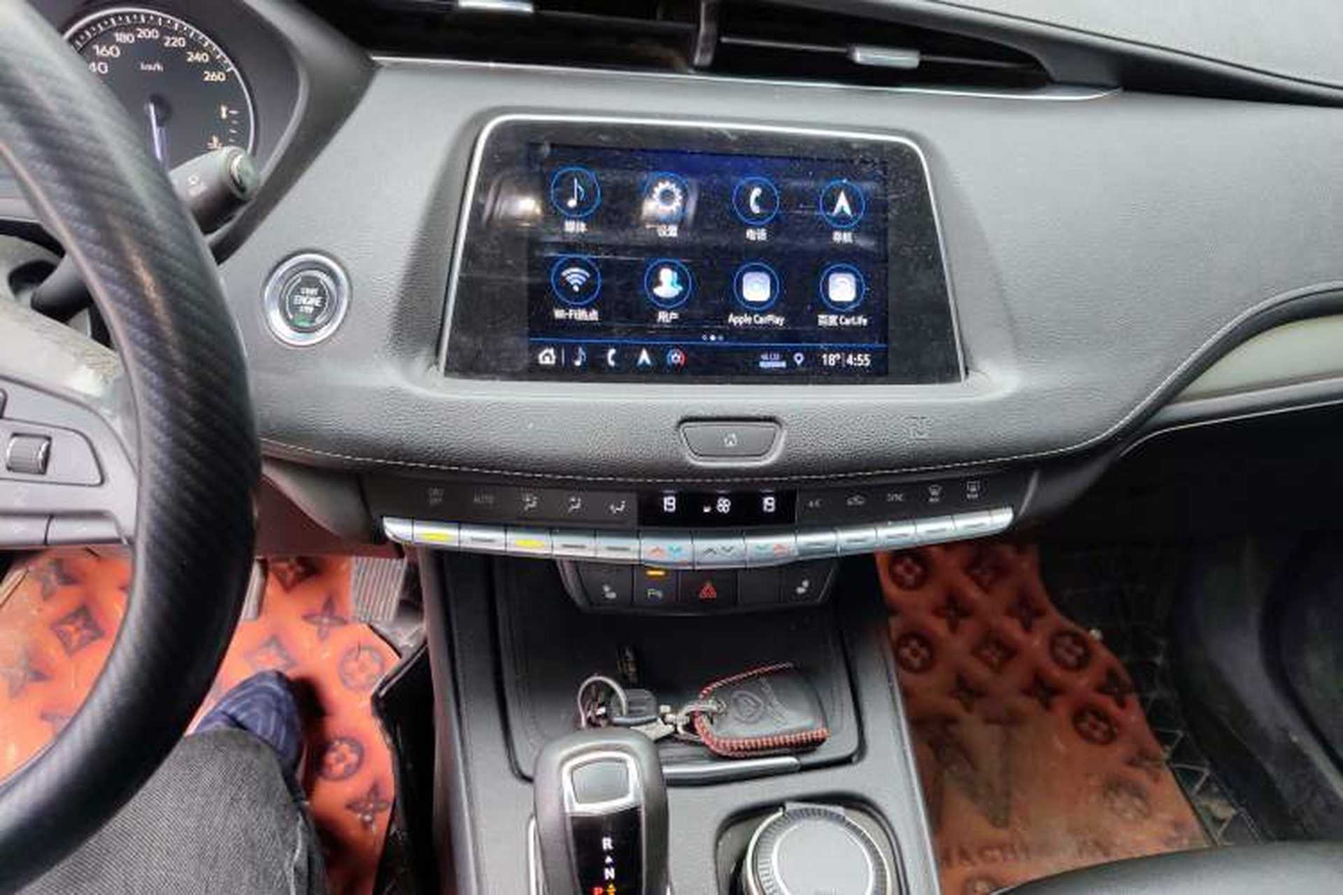 Used Cadillac XT4 2018 28T Two-Wheel Drive Leading Version Audio And AC Panel