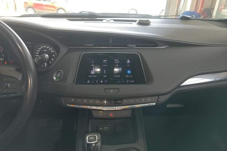 Used Cadillac XT4 2018 28T Two-Wheel Drive Tech Version Audio And AC Panel