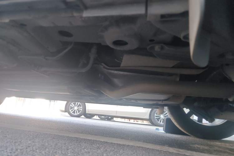 Used Cadillac XT4 2018 28T Two-Wheel Drive Luxury Sport Model Chassis Rear Left