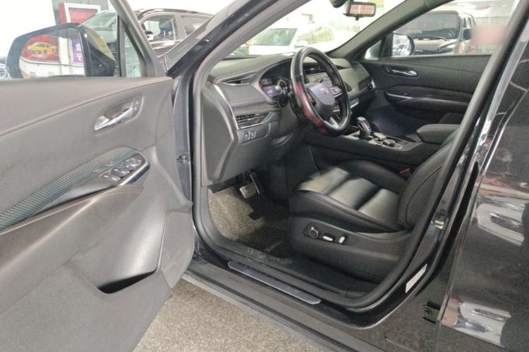 Used Cadillac XT4 2018 28T Two-Wheel Drive Luxury Sport Model Driver Seat