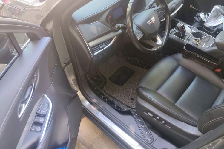 Used Cadillac XT4 2018 28T Two-Wheel Drive Leading Version Driver Seat