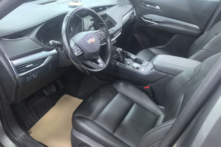 Used Cadillac XT4 2018 28T Two-Wheel Drive Leading Version Driver Seat