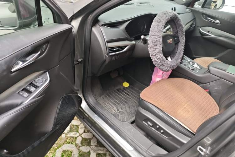 Used Cadillac XT4 2018 28T Two-Wheel Drive Leading Version Driver Seat
