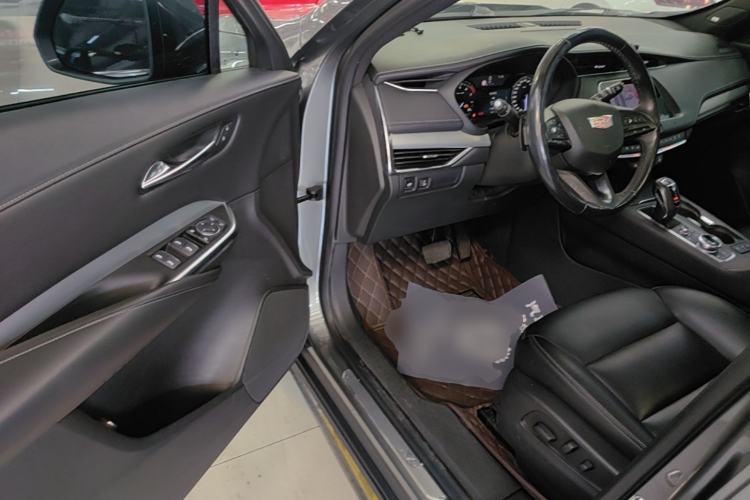 Used Cadillac XT4 2018 28T Two-Wheel Drive Leading Version Driver Seat