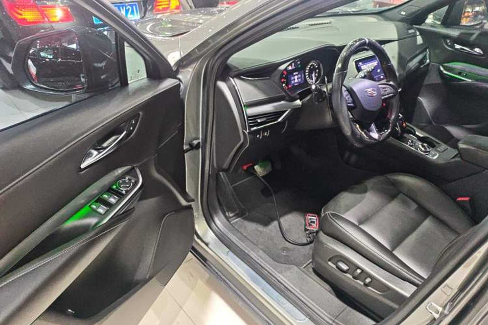Used Cadillac XT4 2018 28T Two-Wheel Drive Leading Sport Model Driver Seat
