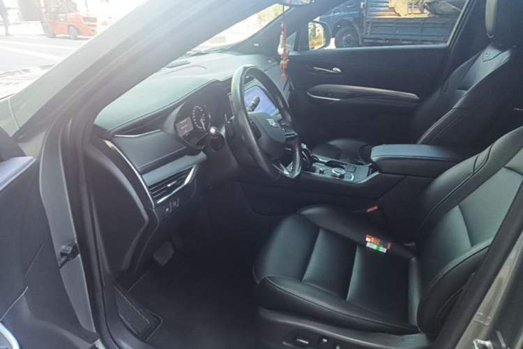 Used Cadillac XT4 2018 28T Two-Wheel Drive Leading Version Driver Seat