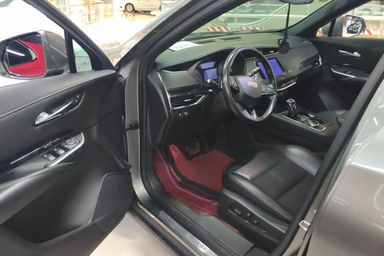 Used Cadillac XT4 2018 28T Two-Wheel Drive Tech Version Driver Seat
