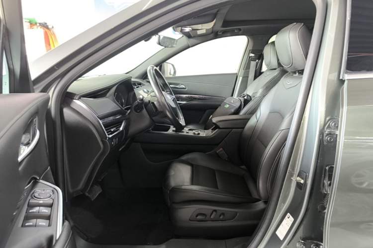 Used Cadillac XT4 2018 28T Two-Wheel Drive Tech Version Driver Seat