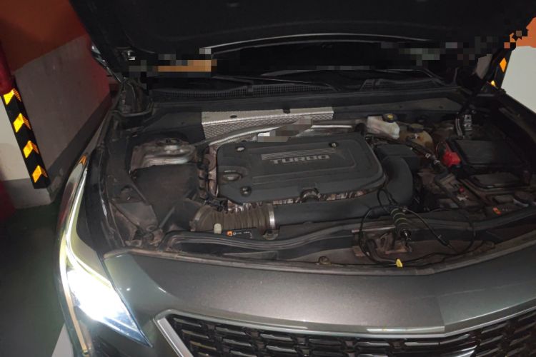 Used Cadillac XT4 2018 28T Two-Wheel Drive Leading Version Engine Bay Right