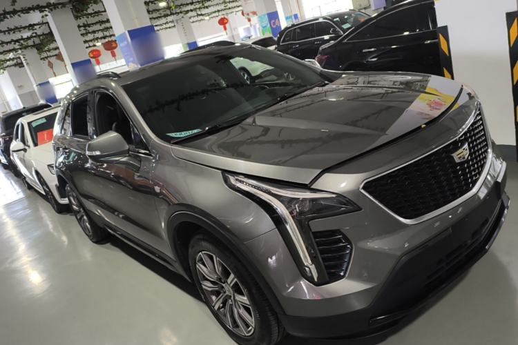 Used Cadillac XT4 2018 28T Two-Wheel Drive Luxury Sport Model Exterior 1