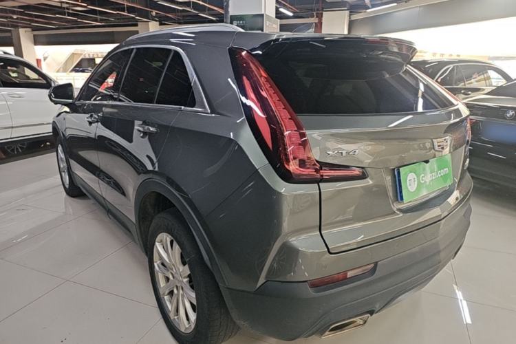 Used Cadillac XT4 2018 28T Two-Wheel Drive Tech Version Exterior 2