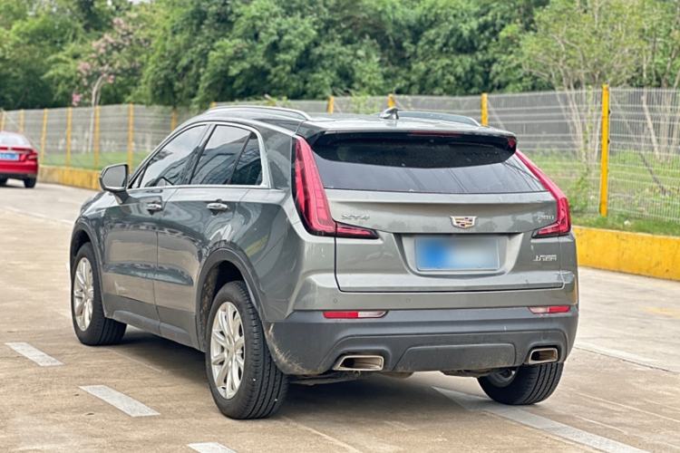 Used Cadillac XT4 2018 28T Two-Wheel Drive Tech Version Exterior 3