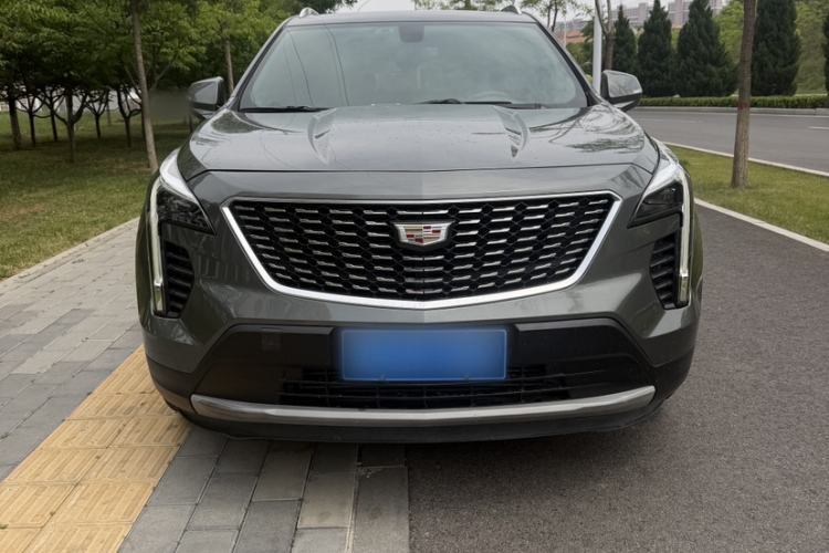 Used Cadillac XT4 2018 28T Two-Wheel Drive Leading Version Exterior 4