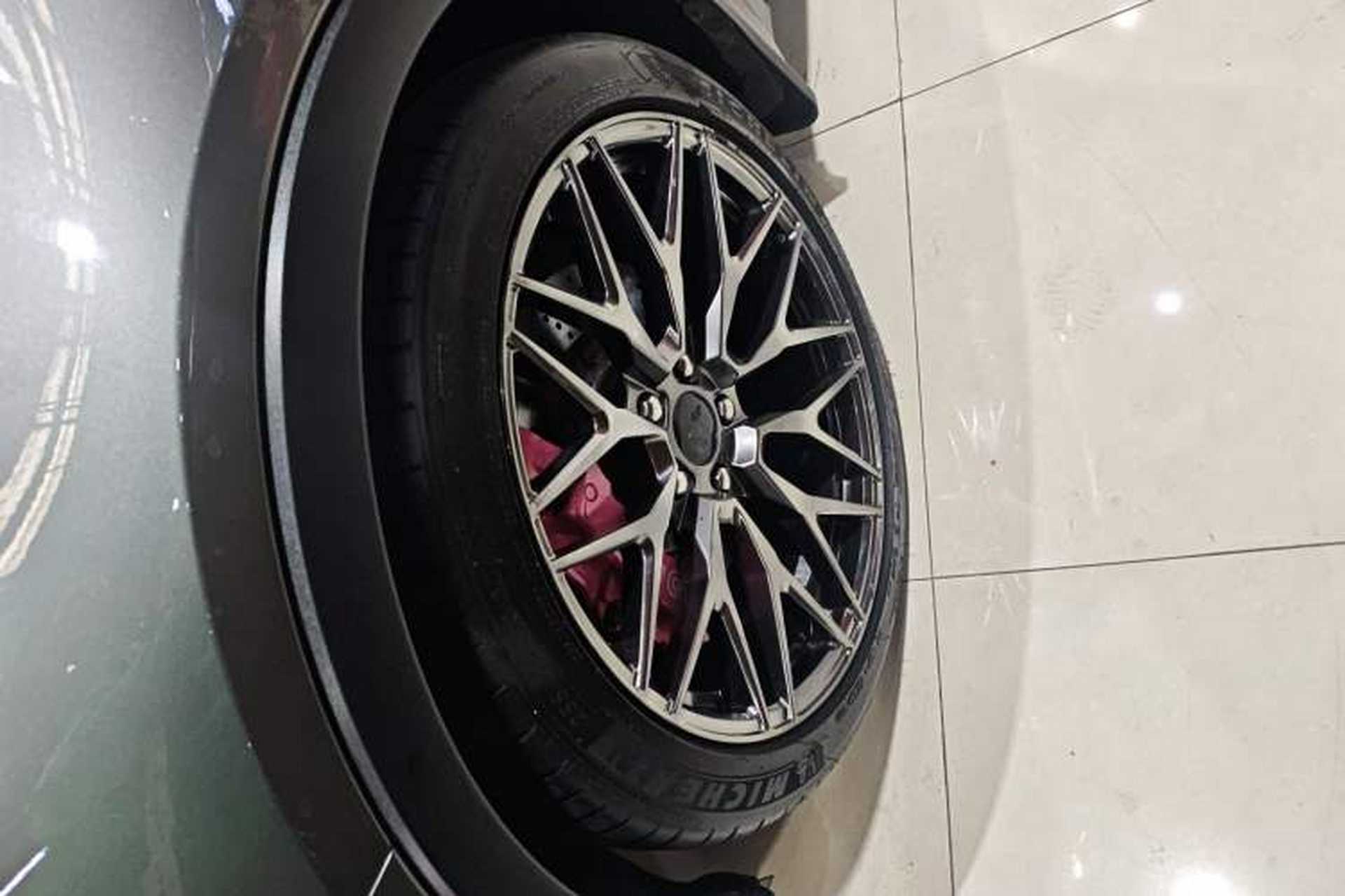 Used Cadillac XT4 2018 28T Two-Wheel Drive Leading Sport Model Exterior 4