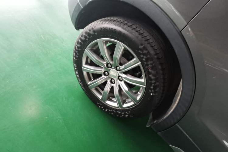 Used Cadillac XT4 2018 28T Two-Wheel Drive Leading Version Exterior 5