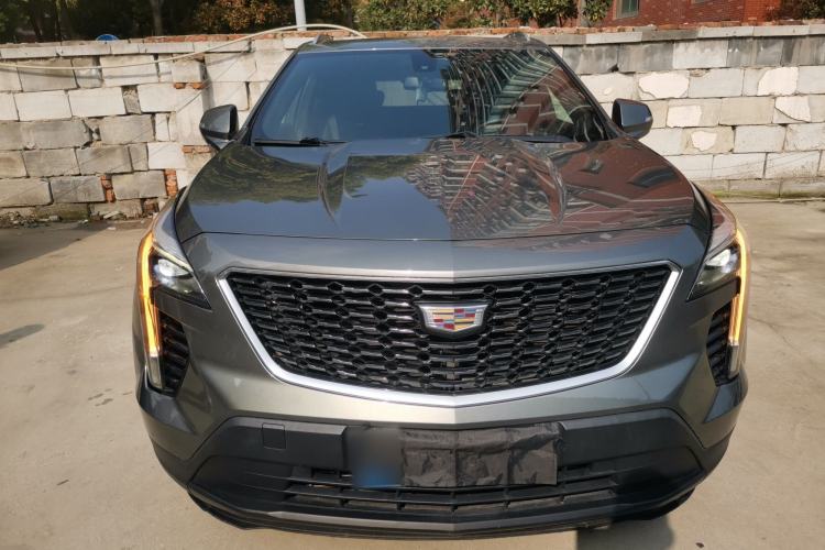 Used Cadillac XT4 2018 28T Two-Wheel Drive Tech Version Front