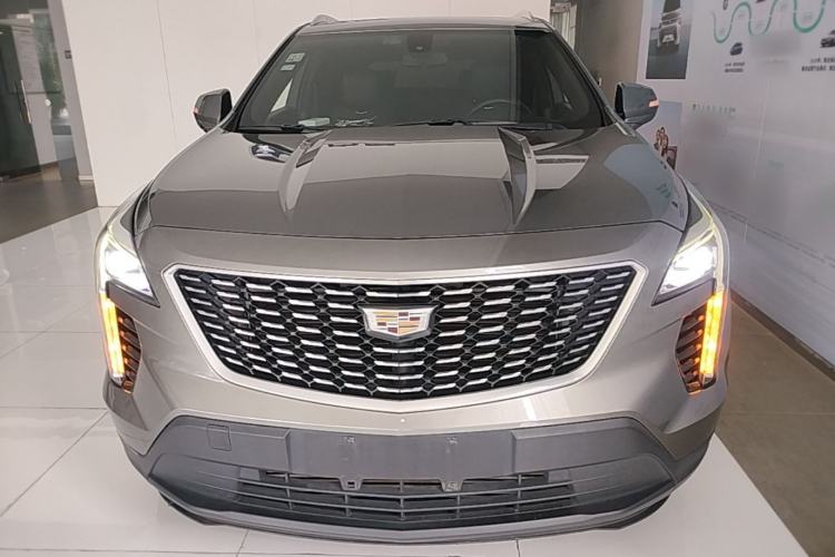 Used Cadillac XT4 2018 28T Two-Wheel Drive Tech Version Front