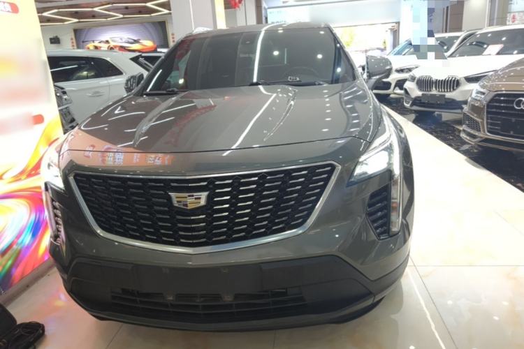 Used Cadillac XT4 2018 28T Two-Wheel Drive Tech Version Front