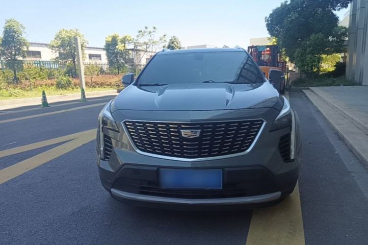 Used Cadillac XT4 2018 28T Two-Wheel Drive Leading Version Front