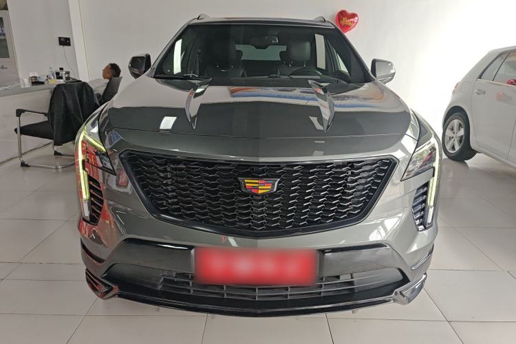 Used Cadillac XT4 2018 28T Two-Wheel Drive Leading Version Front