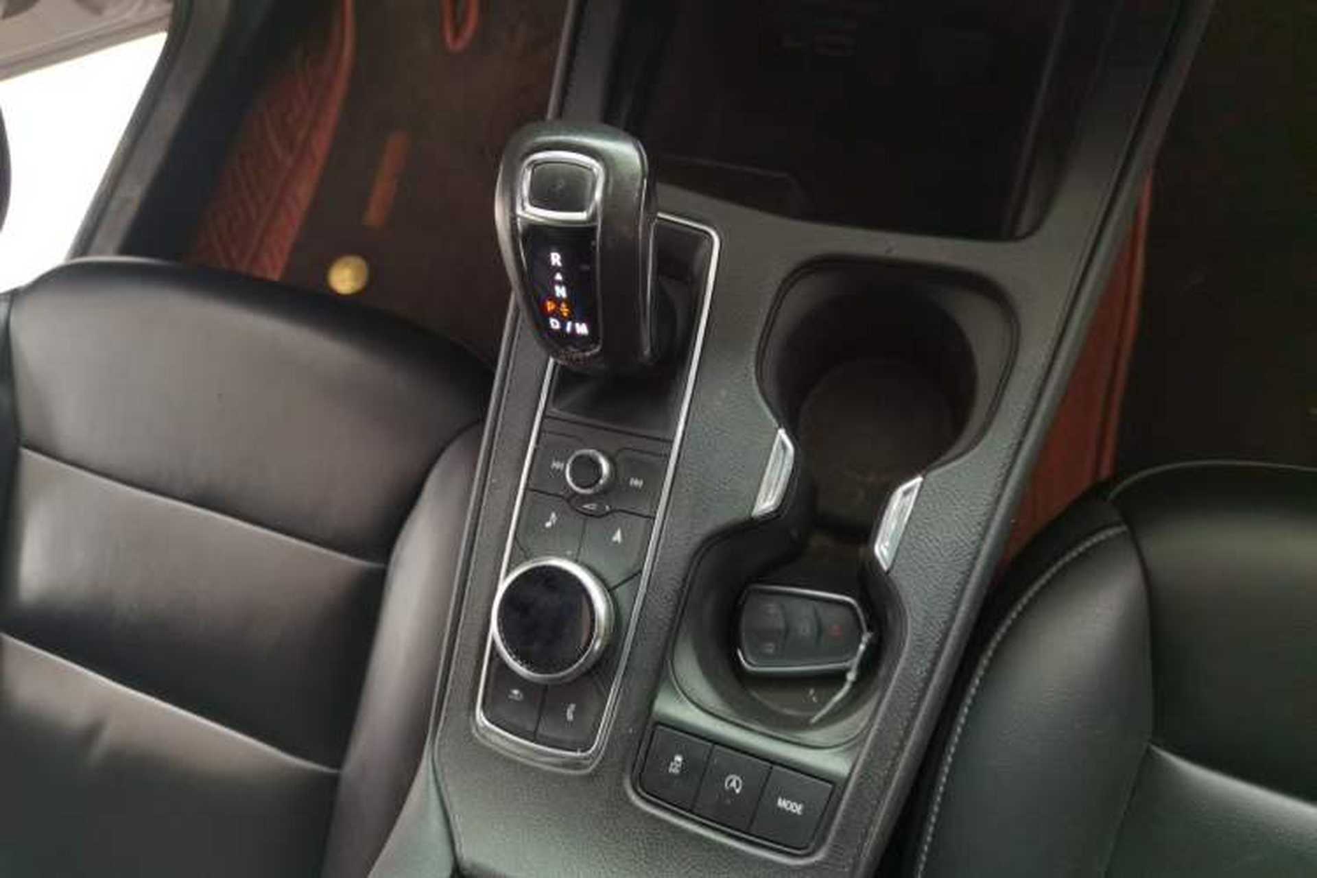 Used Cadillac XT4 2018 28T Two-Wheel Drive Leading Version Gear Lever