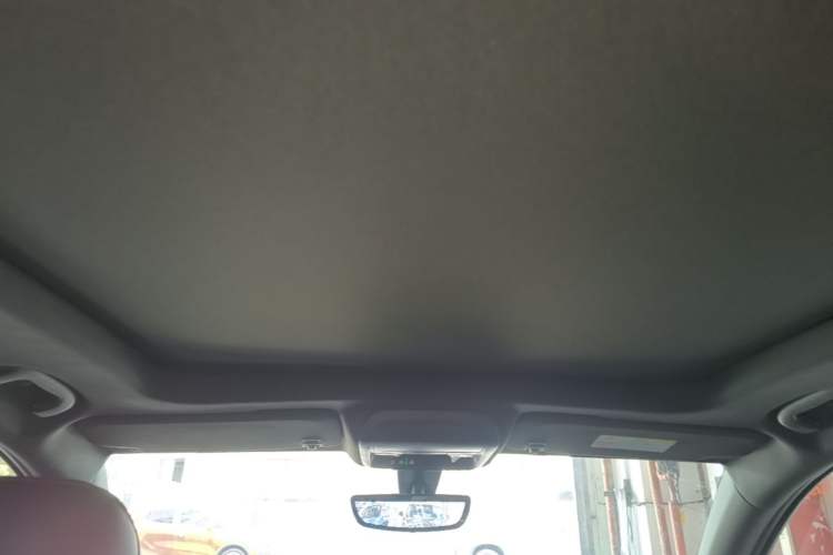 Used Cadillac XT4 2018 28T Two-Wheel Drive Tech Version Headliner