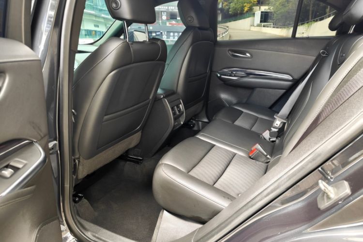 Used Cadillac XT4 2018 28T Two-Wheel Drive Tech Version Interior 1