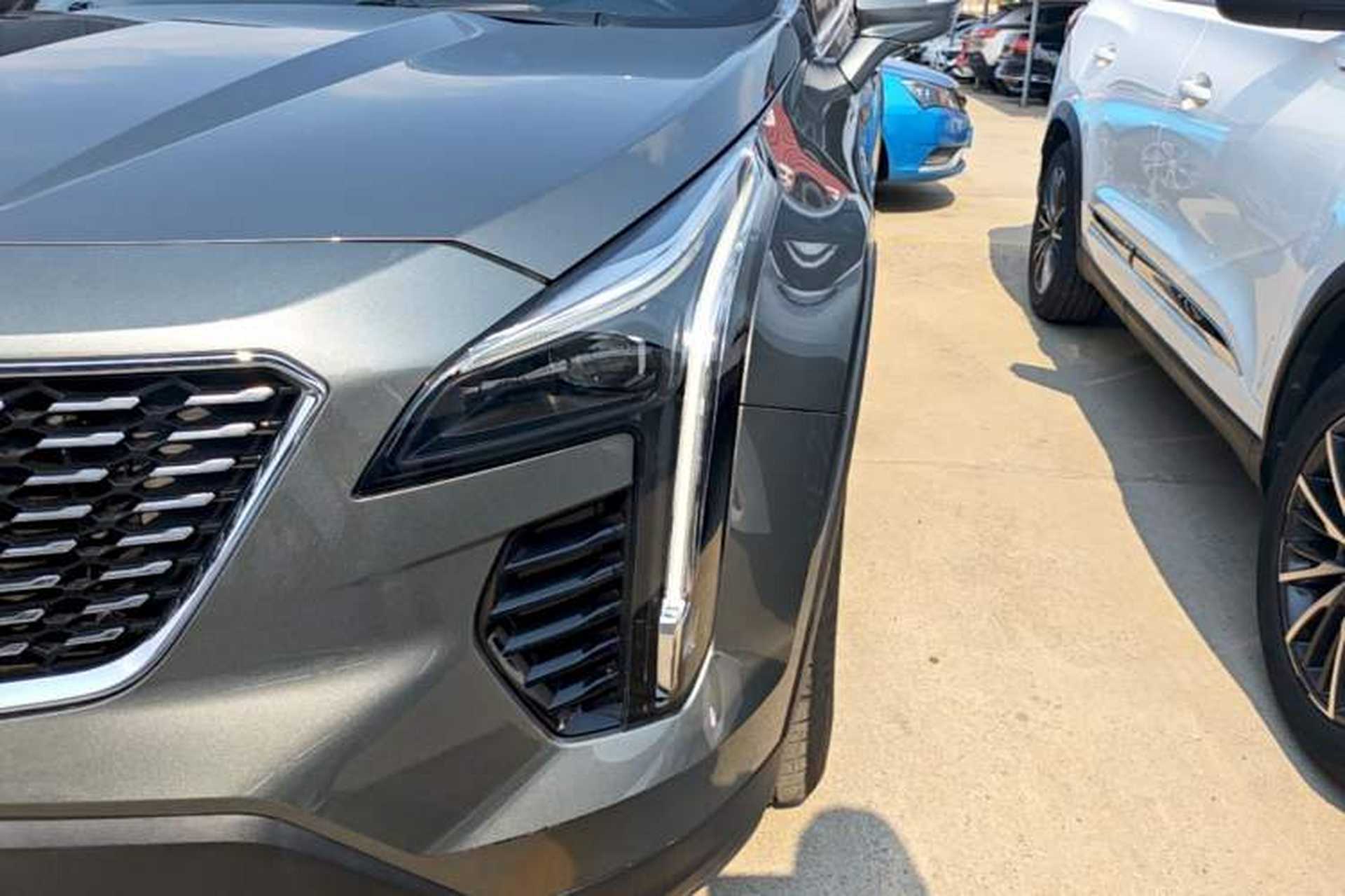 Used Cadillac XT4 2018 28T Two-Wheel Drive Leading Version Left Front Headlight