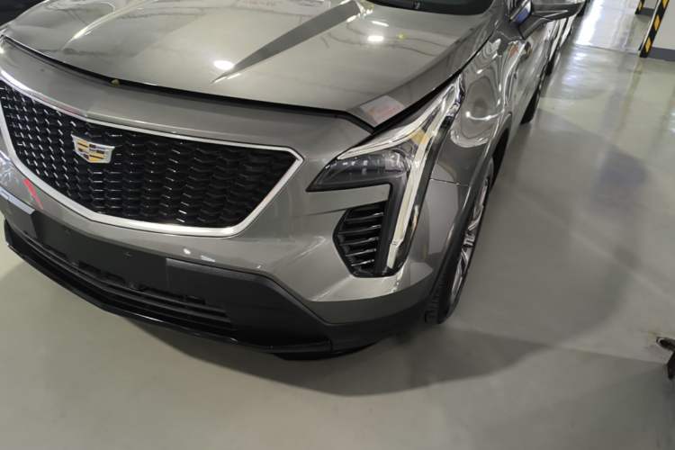 Used Cadillac XT4 2018 28T Two-Wheel Drive Luxury Sport Model Left Front Headlight