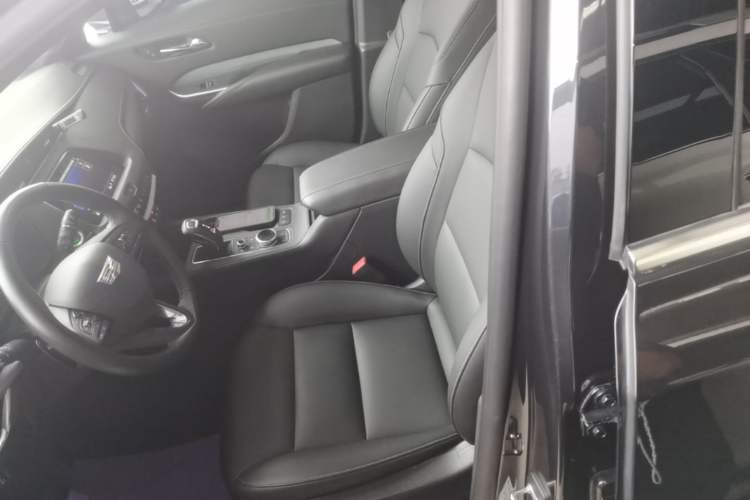 Used Cadillac XT4 2018 28T Four-Wheel Drive Leading Model Left Front Seat
