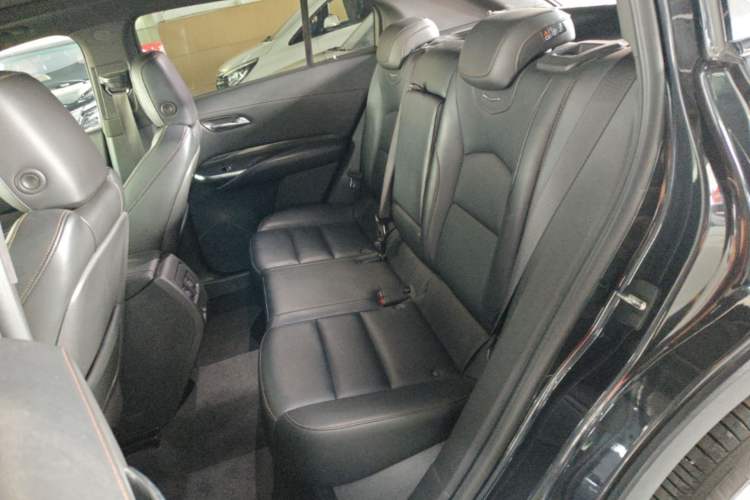 Used Cadillac XT4 2018 28T Two-Wheel Drive Luxury Sport Model Left Rear Seat