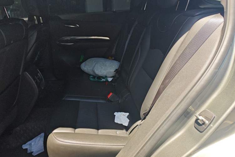 Used Cadillac XT4 2018 28T Two-Wheel Drive Tech Version Left Rear Seat