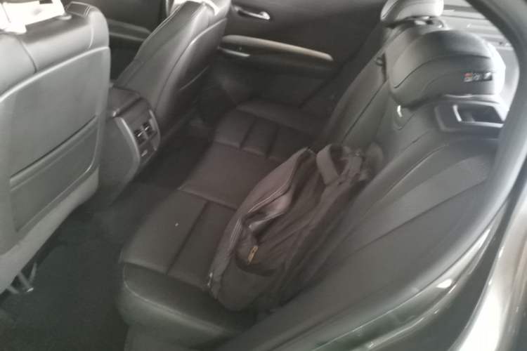 Used Cadillac XT4 2018 28T Two-Wheel Drive Leading Version Left Rear Seat
