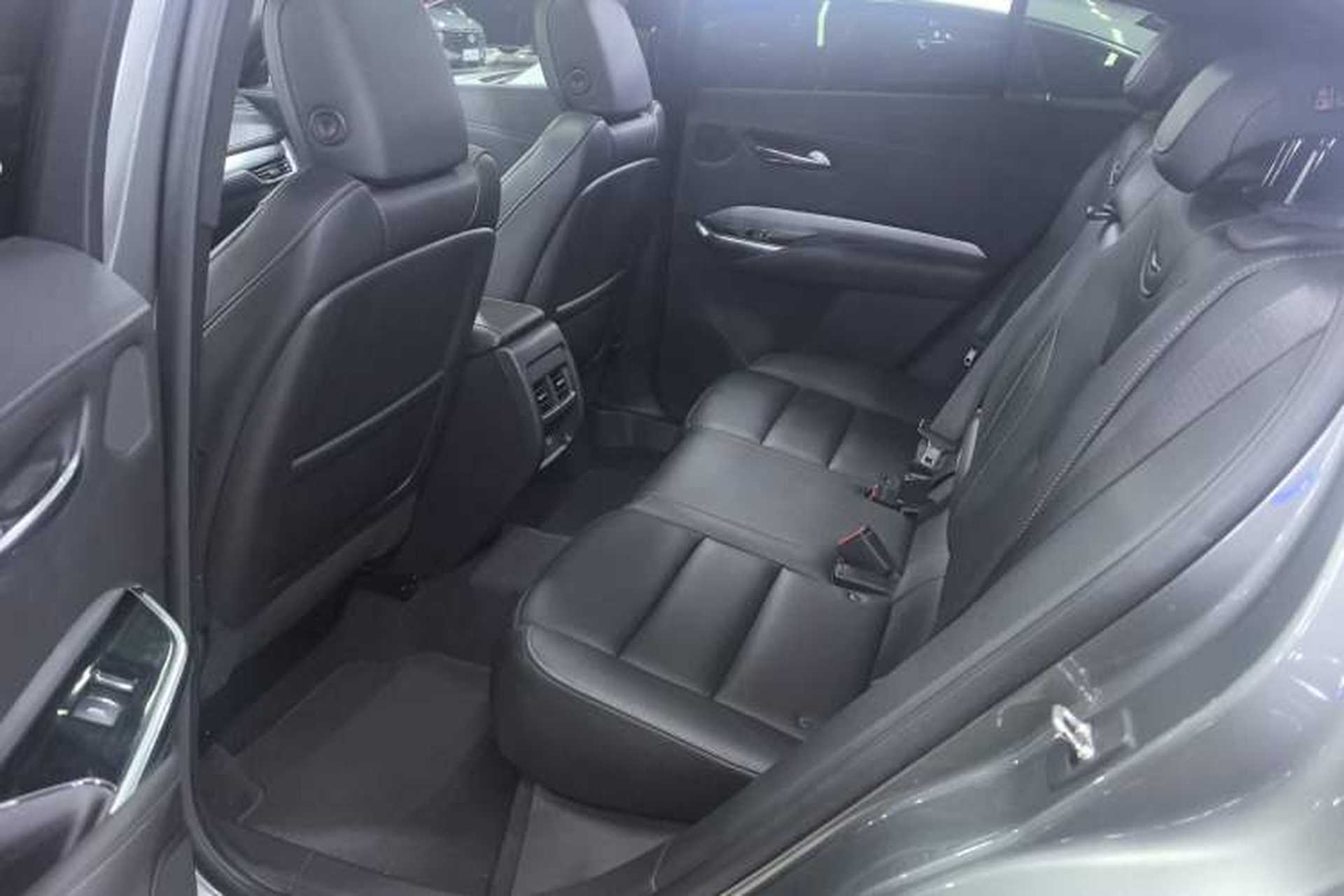 Used Cadillac XT4 2018 28T Two-Wheel Drive Leading Version Left Rear Seat