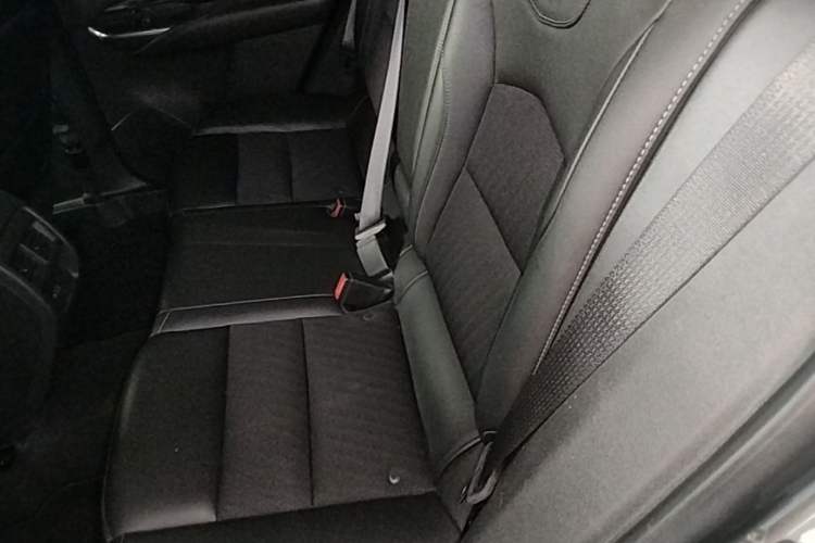 Used Cadillac XT4 2018 28T Two-Wheel Drive Tech Version Left Rear Seat