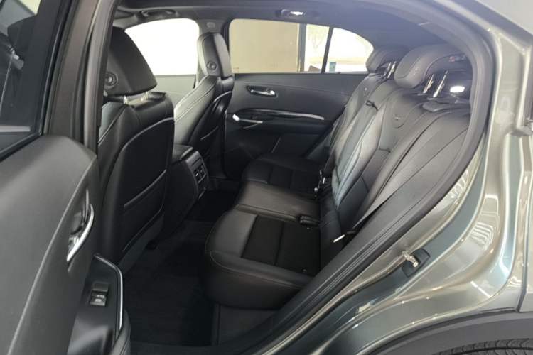 Used Cadillac XT4 2018 28T Two-Wheel Drive Tech Version Left Rear Seat