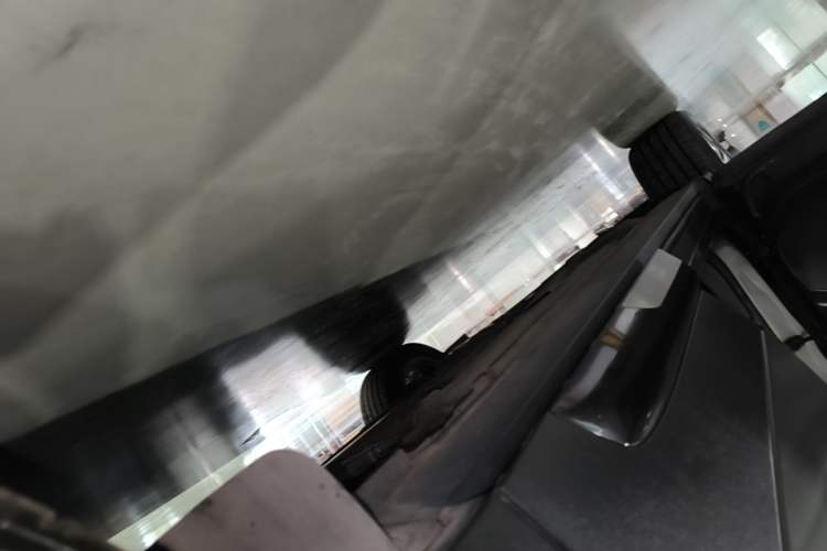 Used Cadillac XT4 2018 28T Two-Wheel Drive Luxury Sport Model Left Side Sill