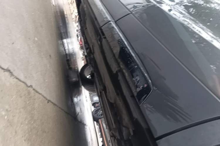 Used Cadillac XT4 2018 28T 4x4 Platinum Sport Edition Left Side Sill