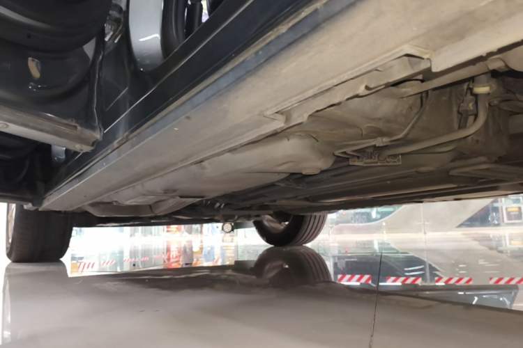 Used Cadillac XT4 2018 28T Two-Wheel Drive Tech Version Left Side Sill