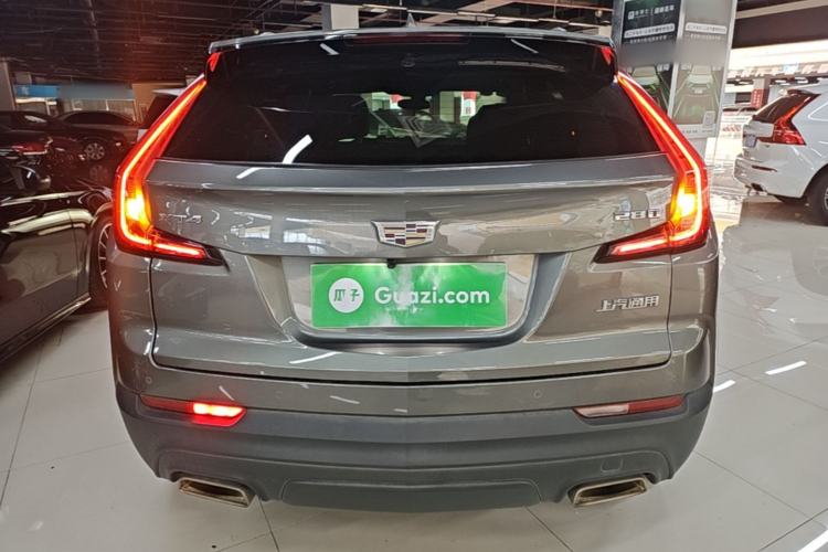 Used Cadillac XT4 2018 28T Two-Wheel Drive Tech Version Rear