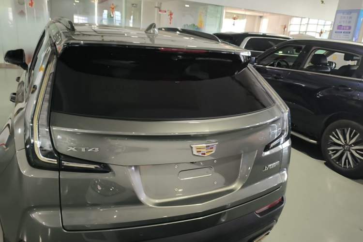 Used Cadillac XT4 2018 28T Two-Wheel Drive Luxury Sport Model Rear