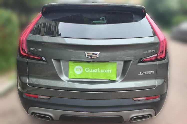 Used Cadillac XT4 2018 28T Two-Wheel-Drive Luxury Model Rear