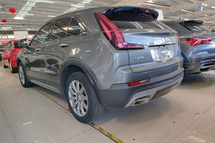 Used Cadillac XT4 2018 28T Two-Wheel Drive Leading Version Rear Left 45 Deg