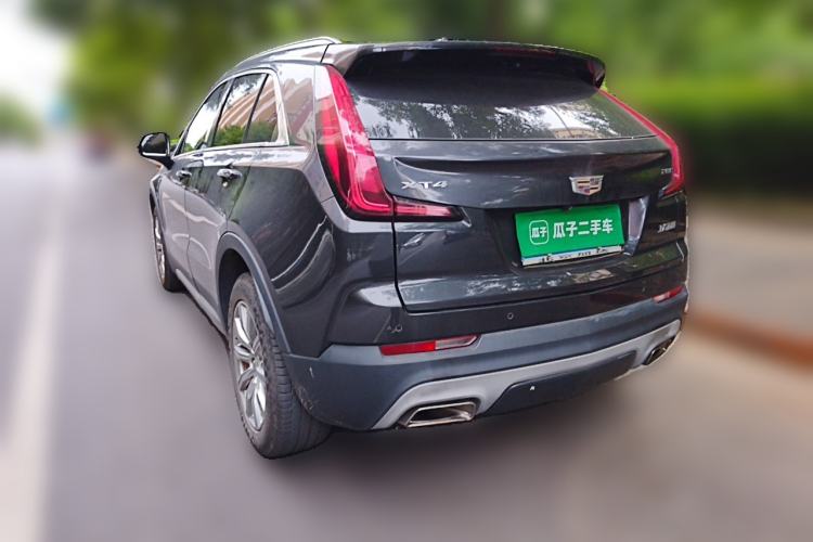 Used Cadillac XT4 2018 28T Two-Wheel-Drive Luxury Model Rear Left 45 Deg
