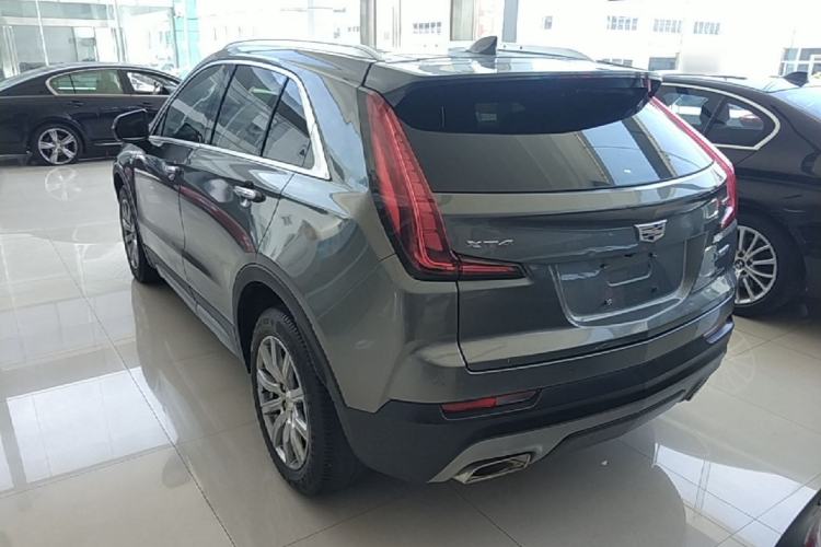Used Cadillac XT4 2018 28T Two-Wheel Drive Leading Version Rear Left 45 Deg