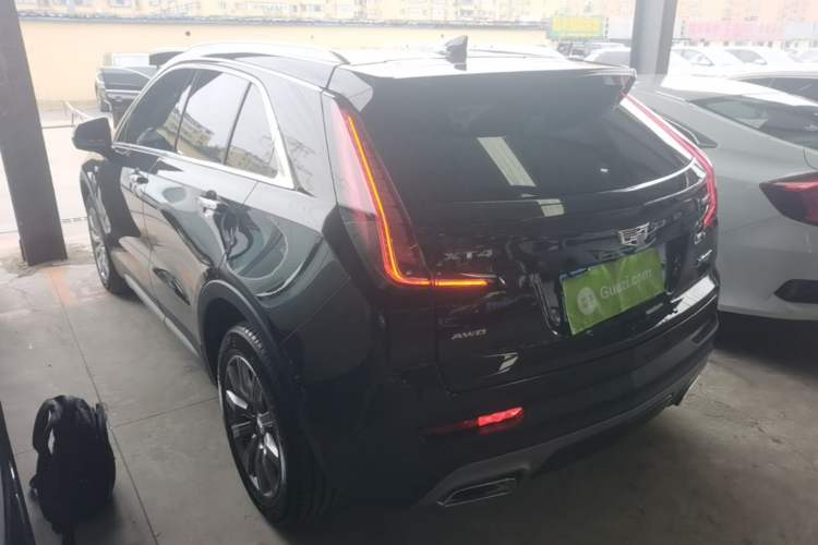Used Cadillac XT4 2018 28T Four-Wheel Drive Leading Model Rear Left 45 Deg