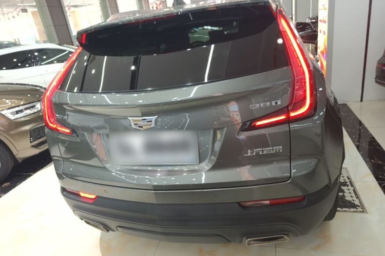 Used Cadillac XT4 2018 28T Two-Wheel Drive Tech Version Rear